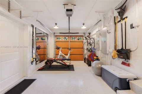 Villa ou maison à vendre à Coral Gables, Floride: 4 chambres, 344.2 m2 № 2005001 - photo 25