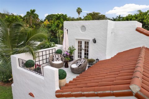 Villa ou maison à vendre à Coral Gables, Floride: 4 chambres, 344.2 m2 № 2005001 - photo 30
