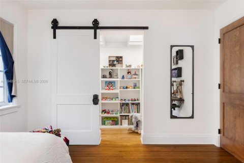 Villa ou maison à vendre à Coral Gables, Floride: 4 chambres, 344.2 m2 № 2005001 - photo 17