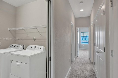 Adosado en alquiler en Lake Worth, Florida, 3 dormitorios, 177.26 m2 № 2017891 - foto 29