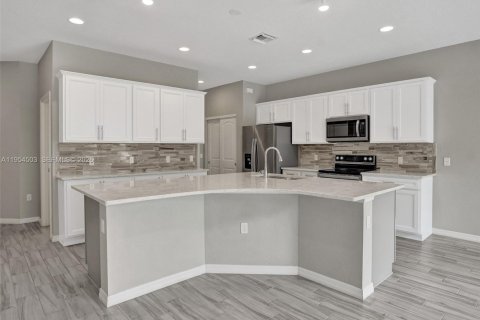 Adosado en alquiler en Lake Worth, Florida, 3 dormitorios, 177.26 m2 № 2017891 - foto 4