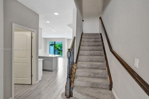 Adosado en alquiler en Lake Worth, Florida, 3 dormitorios, 177.26 m2 № 2017891 - foto 2