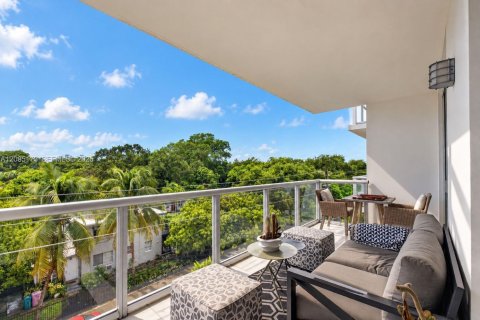 Copropriété à louer à Miami, Floride: 2 chambres, 119.29 m2 № 2387853 - photo 10