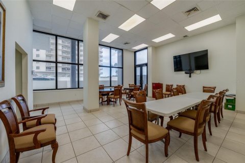 Condominio en venta en Daytona Beach, Florida, 2 dormitorios, 108.79 m2 № 1918682 - foto 18