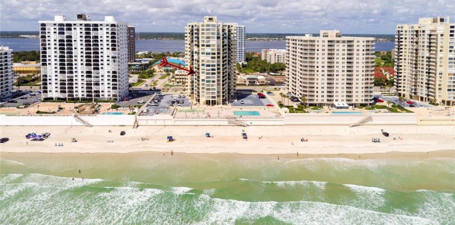 Condo à Daytona Beach, Floride, 2 chambres № 1918682