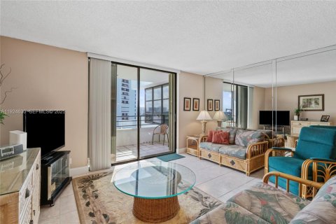 Copropriété à vendre à Hallandale Beach, Floride: 2 chambres, 130.06 m2 № 2061548 - photo 27