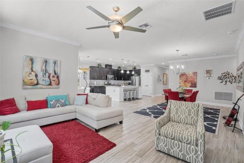 Casa en venta en DeBary, Florida, 4 dormitorios, 216.65 m2 № 1810887 - foto 8