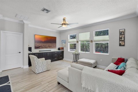 Casa en venta en DeBary, Florida, 4 dormitorios, 216.65 m2 № 1810887 - foto 4