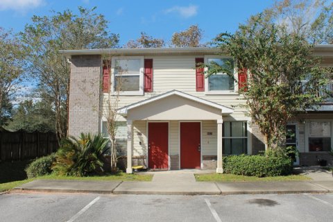 Townhouse in Niceville, Florida 2 bedrooms, 95.97 sq.m. № 561472 - photo 1