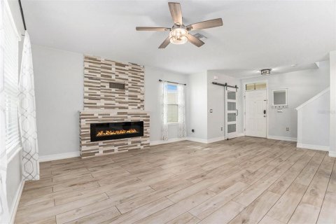 Villa ou maison à louer à Riverview, Floride: 4 chambres, 188.22 m2 № 1902368 - photo 6