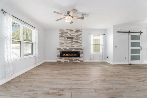 Villa ou maison à louer à Riverview, Floride: 4 chambres, 188.22 m2 № 1902368 - photo 7