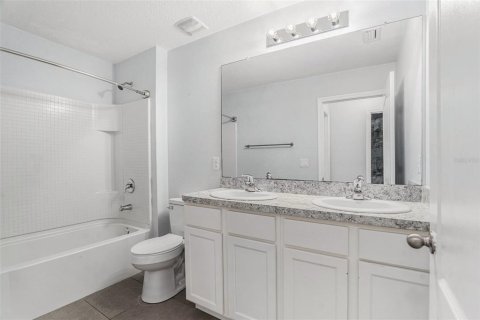 Villa ou maison à louer à Riverview, Floride: 4 chambres, 188.22 m2 № 1902368 - photo 22
