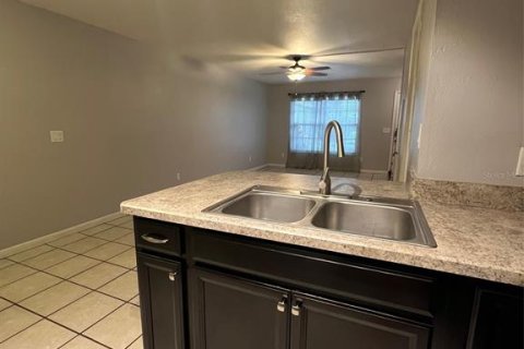 Adosado en alquiler en Brandon, Florida, 2 dormitorios, 96.62 m2 № 1915071 - foto 5