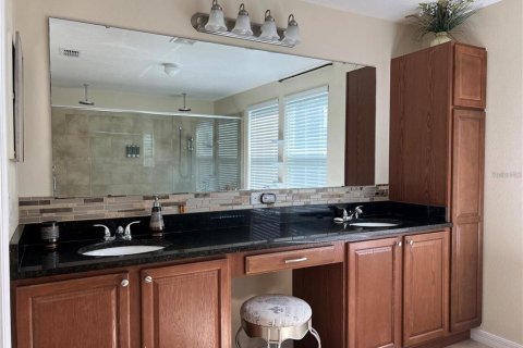 House in Kissimmee, Florida 4 bedrooms, 249.35 sq.m. № 1721240 - photo 25