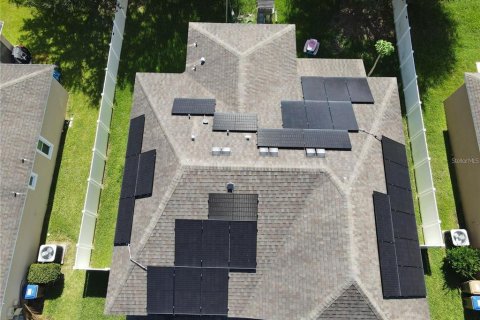 House in Kissimmee, Florida 4 bedrooms, 249.35 sq.m. № 1721240 - photo 4