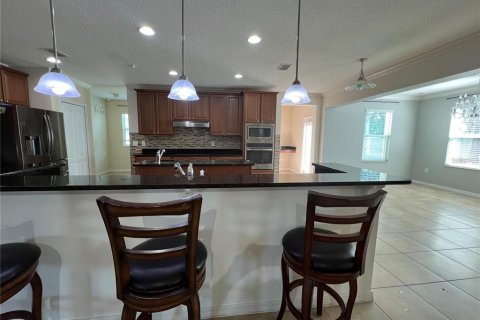 House in Kissimmee, Florida 4 bedrooms, 249.35 sq.m. № 1721240 - photo 14