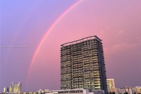 Condominio en venta en Hallandale Beach, Florida, 2 dormitorios, 100.43 m2 № 1891351 - foto 29