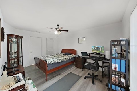 Condo in Tampa, Florida, 2 bedrooms  № 1812603 - photo 15