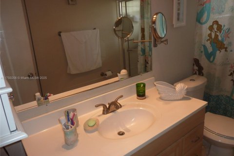 Condominio en venta en Sunrise, Florida, 1 dormitorio, 79.9 m2 № 1936787 - foto 28