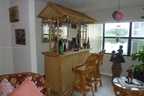 Condominio en venta en Sunrise, Florida, 1 dormitorio, 79.9 m2 № 1936787 - foto 7