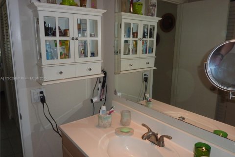 Condominio en venta en Sunrise, Florida, 1 dormitorio, 79.9 m2 № 1936787 - foto 29