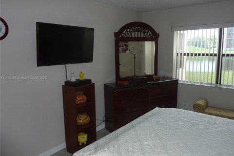 Condominio en venta en Sunrise, Florida, 1 dormitorio, 79.9 m2 № 1936787 - foto 12