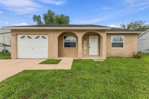 Casa en New Port Richey, Florida 3 dormitorios, 100.52 m2 № 2371306