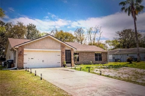Casa en Deltona, Florida 4 dormitorios, 183.95 m2 № 2370916