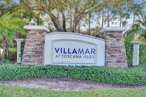 Villa ou maison à vendre à Lake Worth, Floride: 4 chambres, 211.72 m2 № 1951258 - photo 2