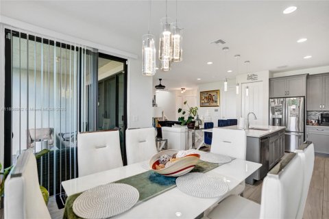 Villa ou maison à vendre à Lake Worth, Floride: 4 chambres, 211.72 m2 № 1951258 - photo 19