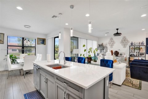 Villa ou maison à vendre à Lake Worth, Floride: 4 chambres, 211.72 m2 № 1951258 - photo 12