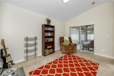 House in New Port Richey, Florida 4 bedrooms, 151.9 sq.m. № 1787710 - photo 23