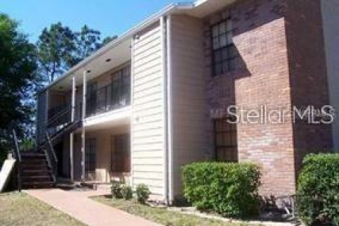 Condo à Land O' Lakes, Floride, 2 chambres № 2220282