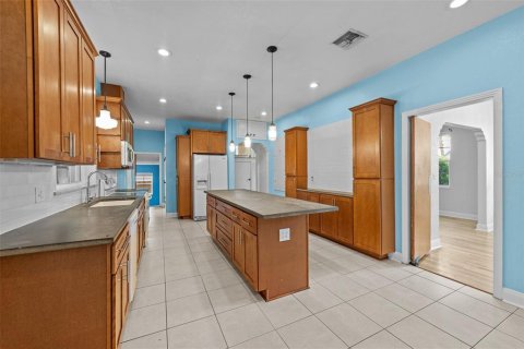 Купить виллу или дом в Тампа, Флорида 13 комнат, 349.03м2, № 1793377 - фото 11