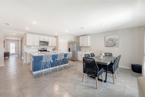 Villa ou maison à vendre à Parrish, Floride: 4 chambres, 169.73 m2 № 2330273 - photo 8