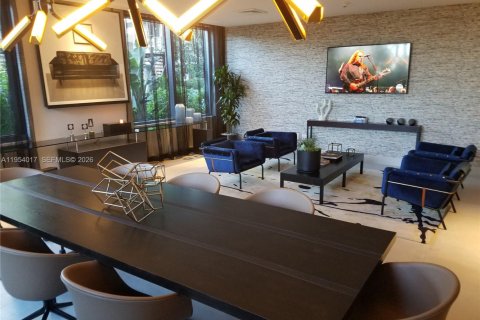 Condominio en venta en Miami, Florida, 1 dormitorio, 55.09 m2 № 2008272 - foto 11