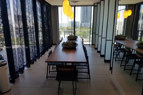 Condominio en venta en Miami, Florida, 1 dormitorio, 55.09 m2 № 2008272 - foto 23