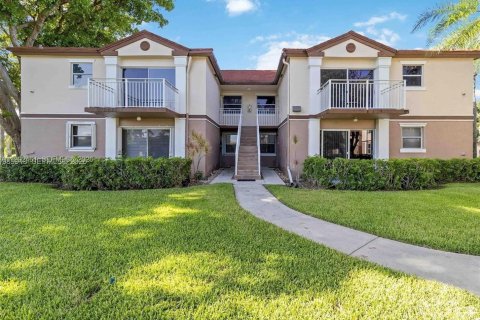 Condo in Pembroke Pines, Florida, 1 bedroom  № 2062488