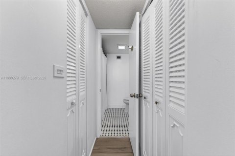 Купить кондоминиум в Норт-Майами, Флорида 1 спальня, 78.6м2, № 2058472 - фото 18