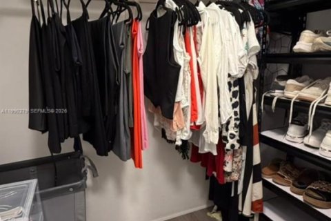 Купить кондоминиум в Норт-Майами, Флорида 1 спальня, 78.6м2, № 2058472 - фото 25