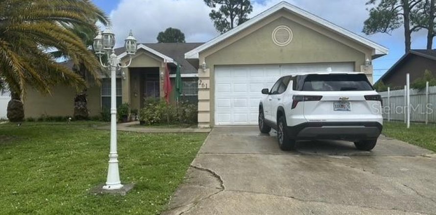 Villa ou maison à Palm Bay, Floride 3 chambres, 172.61 m2 № 2437386