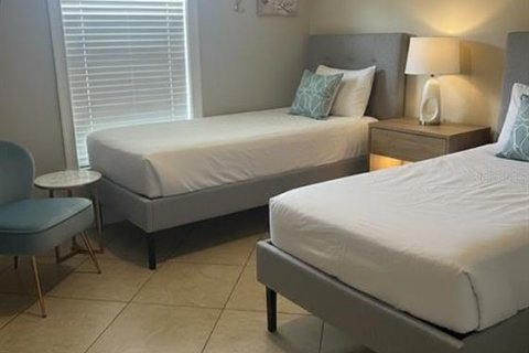 Villa ou maison à vendre à Palm Bay, Floride: 3 chambres, 172.61 m2 № 2437386 - photo 17