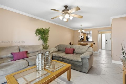 Condominio en venta en Deerfield Beach, Florida, 2 dormitorios, 102.19 m2 № 1986733 - foto 17