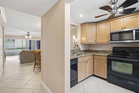Condominio en venta en Deerfield Beach, Florida, 2 dormitorios, 102.19 m2 № 1986733 - foto 7