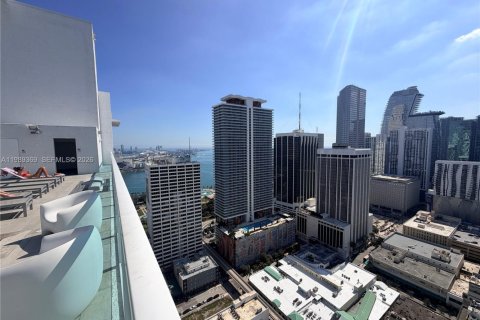 Купить кондоминиум в Майами, Флорида 1 спальня, 61.5м2, № 2051510 - фото 21