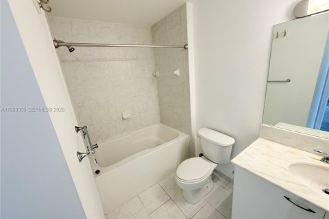 Купить кондоминиум в Майами, Флорида 1 спальня, 61.5м2, № 2051510 - фото 19