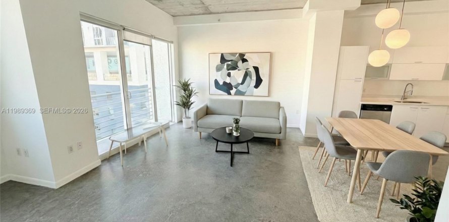 Кондоминиум с 1 спальней в Майами, Флорида № 2051510