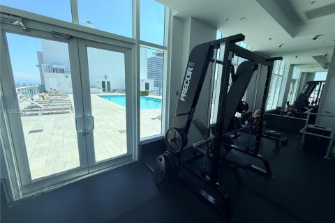 Купить кондоминиум в Майами, Флорида 1 спальня, 61.5м2, № 2051510 - фото 24