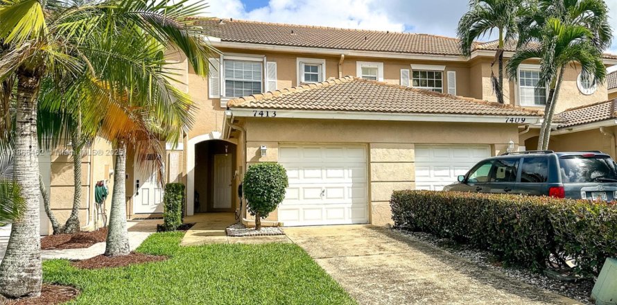 Adosado en Lake Worth, Florida 2 dormitorios, 109.35 m2 № 1897272