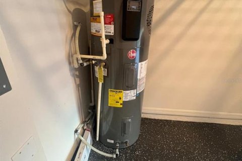 Adosado en alquiler en Davenport, Florida, 3 dormitorios, 134.99 m2 № 1851279 - foto 16